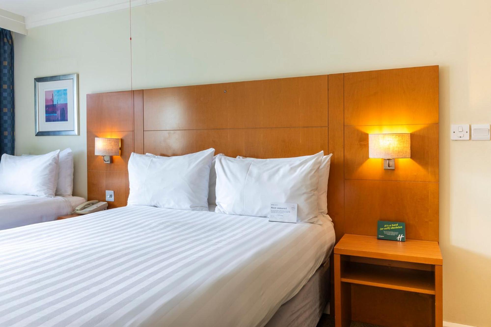 Holiday Inn Cardiff City By Ihg Exteriör bild