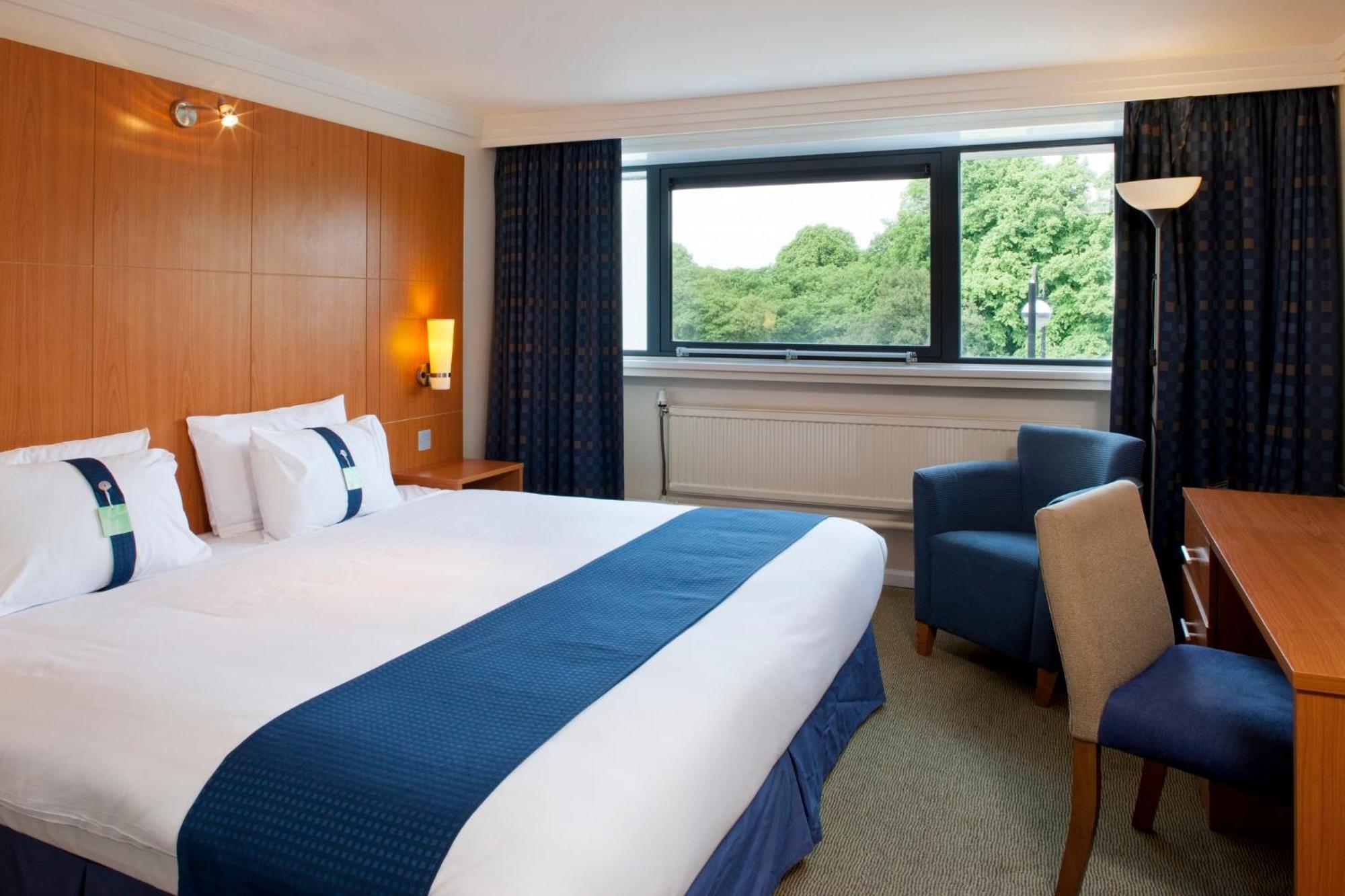 Holiday Inn Cardiff City By Ihg Exteriör bild